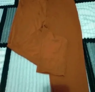 Pantalón tipo legging naranja