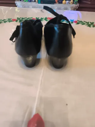 Zapatos Baturra Talla 38 Negros.