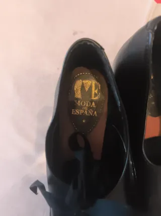 Zapatos Baturra Talla 38 Negros.