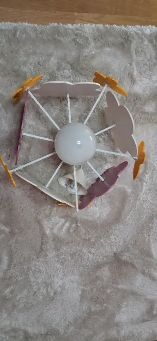 Lámpara infantil flores y mariposas