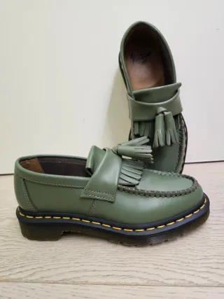 Dr. Martens Adrian mocassini verdi con nappe