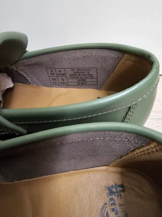Dr. Martens Adrian mocassini verdi con nappe