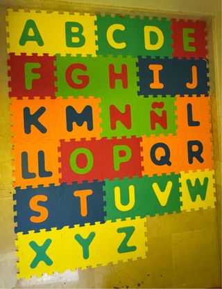 Alfombra infantil puzzle abecedario