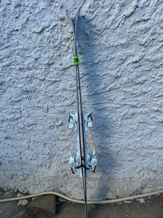 Esquís Salomon en buen estado Medida ,1,60cm