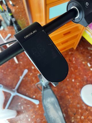 Patinete Eléctrico Negro y Verde