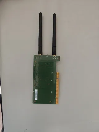 Scheda Wi-Fi Linksys con antenne