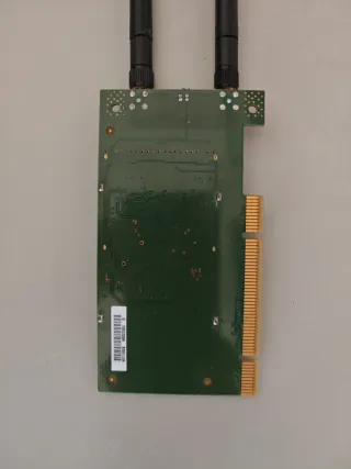 Scheda Wi-Fi Linksys con antenne