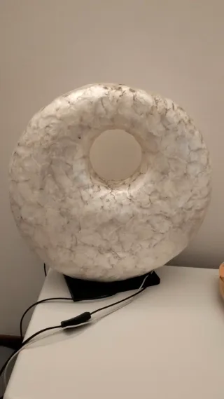 Lampada da tavolo in madreperla
