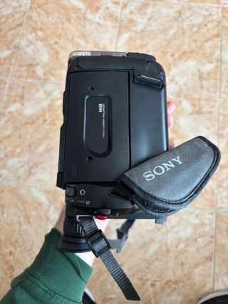 Sony Handycam Hi8 CCD-TR515E 330x + Caja + Batería
