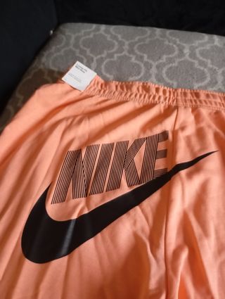Pantalón deportivo Nike color naranja