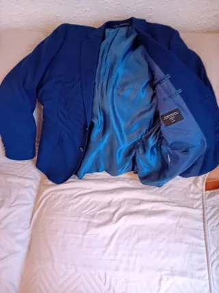 Traje azul Chrisbell Talla M