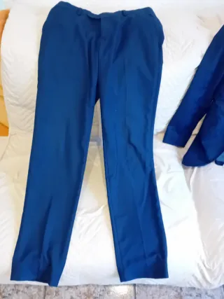 Traje azul Chrisbell Talla M