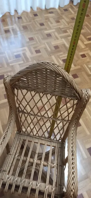 Mini silla de mimbre