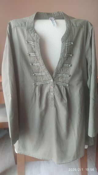 Camisa Stradivarius verde