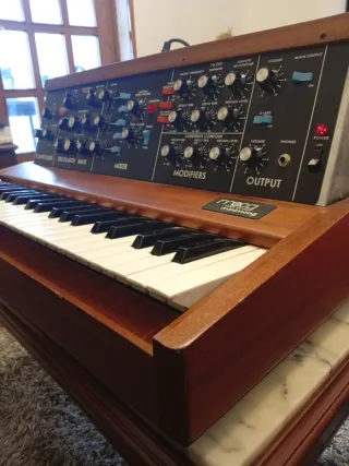 Clon Moog Minimoog Sintetizador Vintage