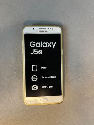 Samsung Galaxy J5 6 Bianco