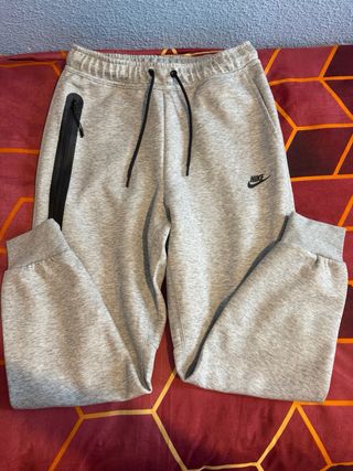 Nike Tech Fleece Gris