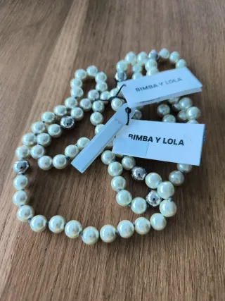 Collar Bimba y Lola perlas y plata