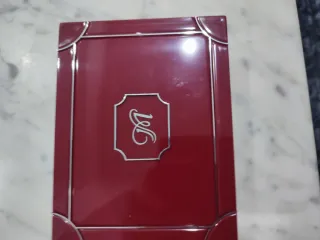 Estuche de maquillaje con espejo