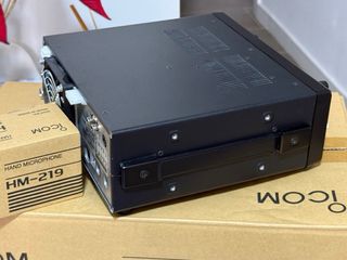 ICOM IC-7300 HF/50MHz ( En garantía Icom )