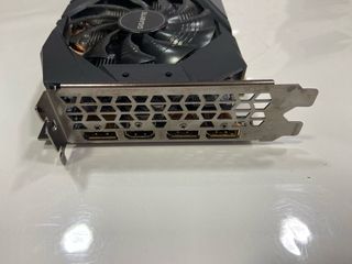 Scheda grafica Gigabyte RTX 2060 6gb