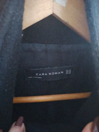 Abrigo negro elegante