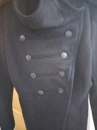 Abrigo negro elegante