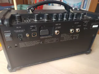 Amplificador Guitarra BOSS