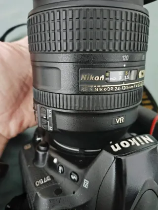 Obiettivo Nikon Nikkor 24-120mm f4