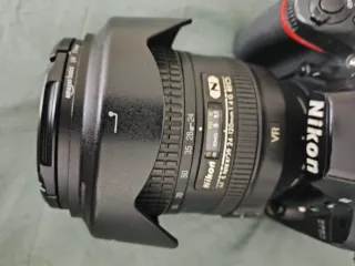 Obiettivo Nikon Nikkor 24-120mm f4