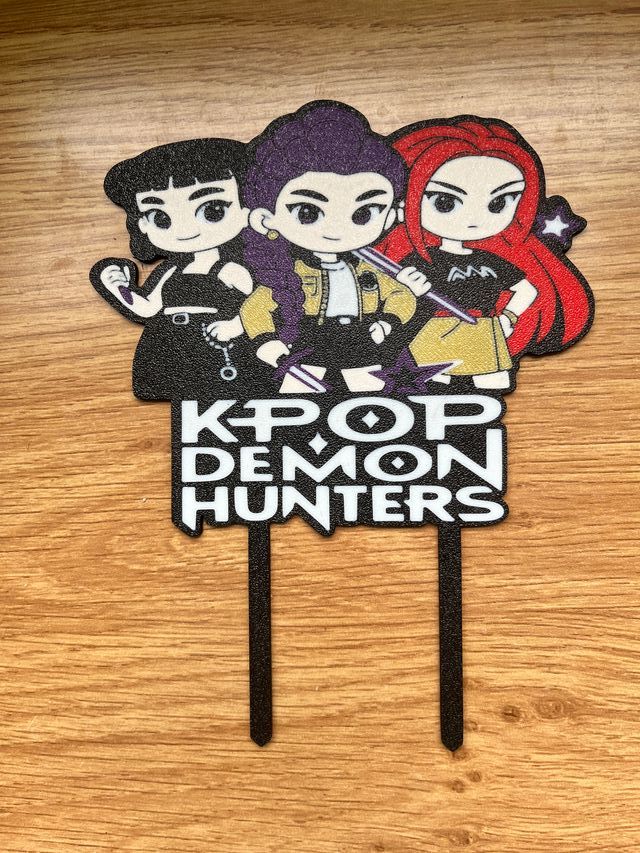 Topper Kpop tarta cumpleaños comunión