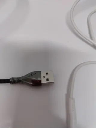 Cavi iPhone USB e Lightning