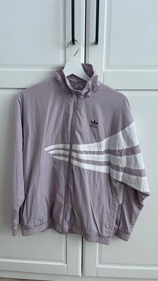 Chaqueta Adidas Morada y Blanca