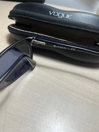 Gafas Carolina Herrera Rojas Gafas vogue