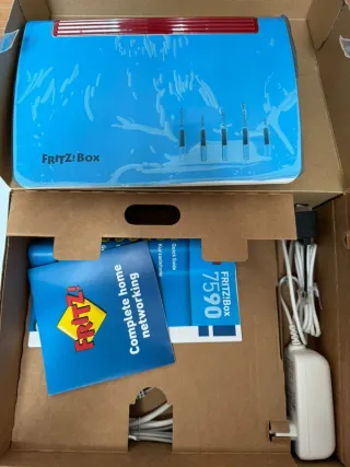 FRITZ!Box 7590 con scatola originale