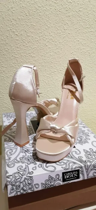 Sandalias tacón alto Carolina Boix beige