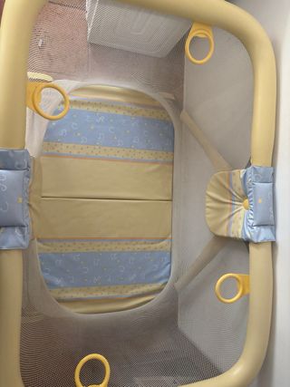 Corralito / Cuna de viaje