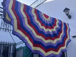 Tapete redondo tejido para mesa