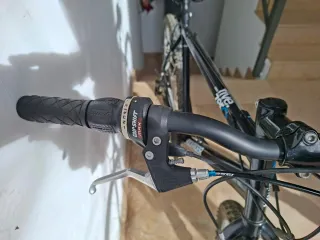 2 BICICLETAS DE MONTAÑA