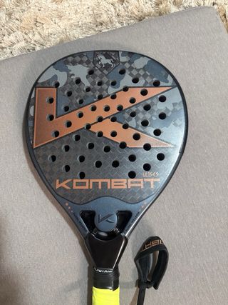 Pala de pádel Kombat