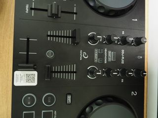 AlphaTheta DDJ-FLX2 DJ Mixer Nuevo en Caja