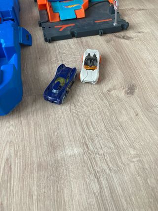 Maletín y Pista Hot Wheels