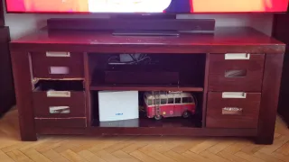 Mueble TV madera marrón