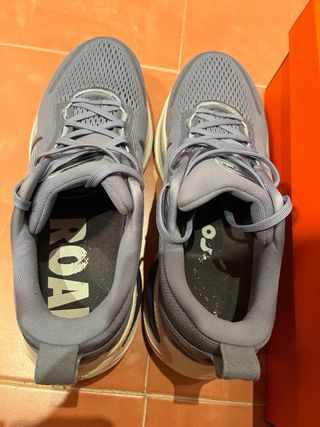 Nike Vomero 18 Talla 42