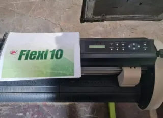 Plotter de corte Mimaki CG130-2