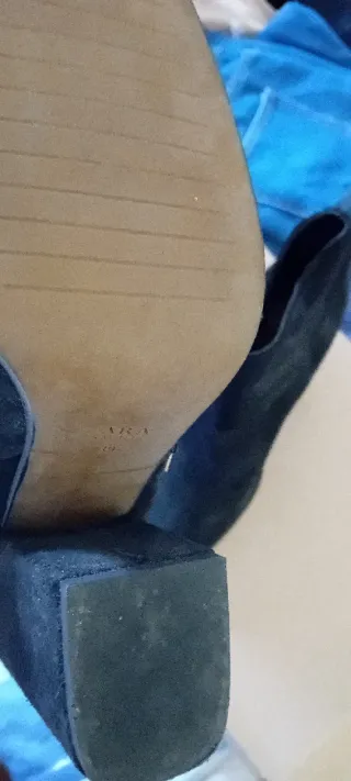 Botines Zara Tacón Cremallera Negra