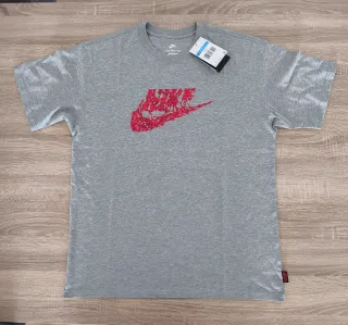 Camiseta Nike Stranger Things
