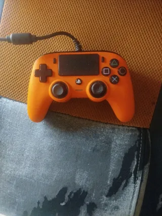 Mando PS4 Pro Nacon Nacon Orange