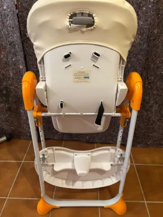 Trona para bebé con estampado infantil