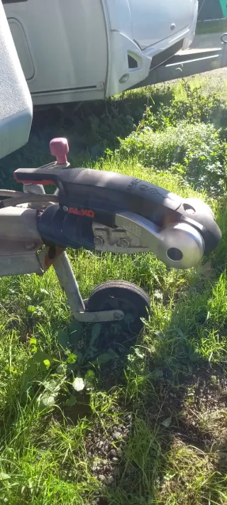 Caravana Moncayo 330, -750kg no necesita ITV